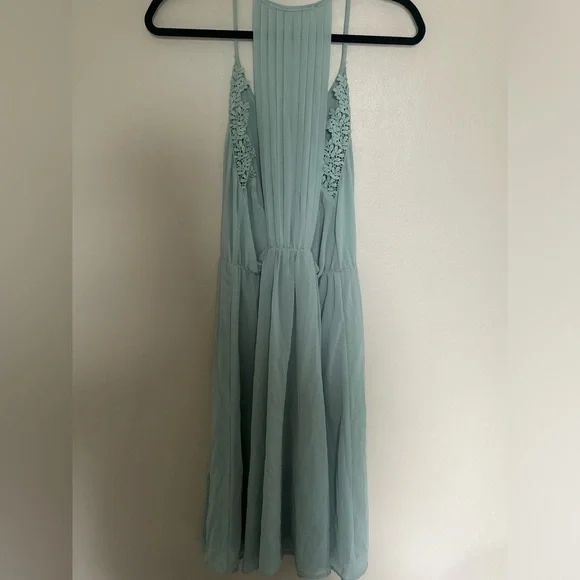 Forever 21 sage green chiffon dress - Picture 2 of 4
